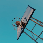 Permainan Bola Basket: Sejarah, Teknik Dasar dan Aturan Permainan