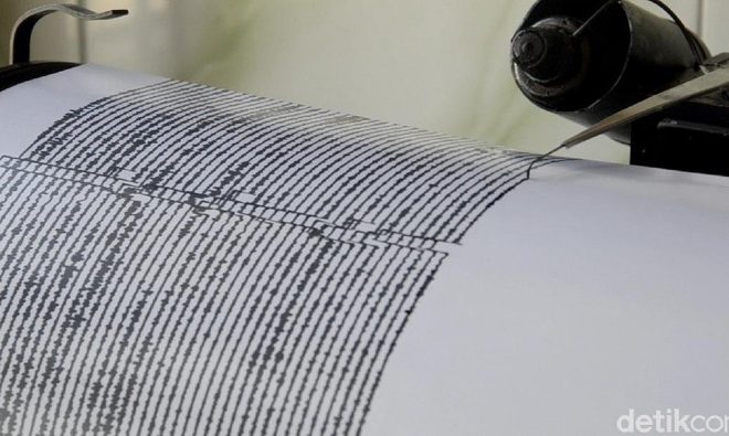 “Gempa Masih Terjadi di Sumedang, Terbaru M 2,7” selengkapnya